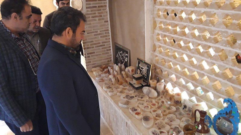 نمایشگاه دائمی صنایع دستی در نوش آباد گشایش یافت